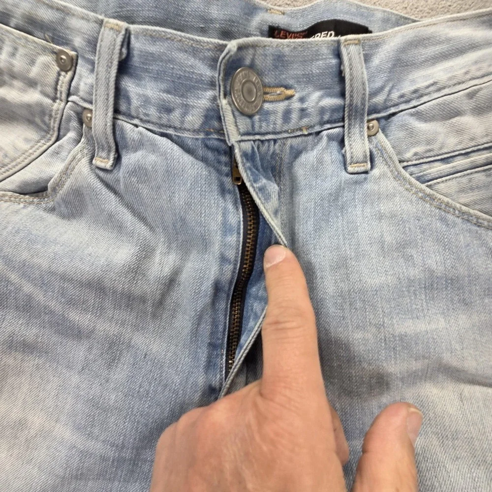 Levis important sizing
